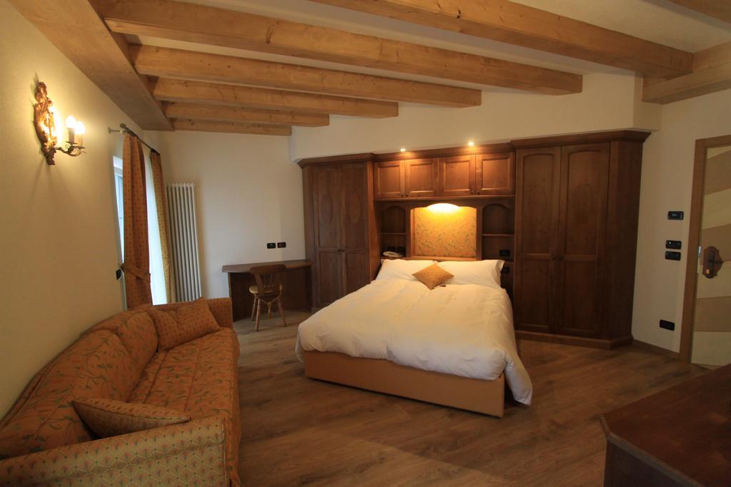Dolasilla Park Hotel Vigo di Fassa Room photo